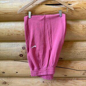 Nike Women's Sportswear Phoenix Fleece High-Waisted Oversized Sweatpants in Pink